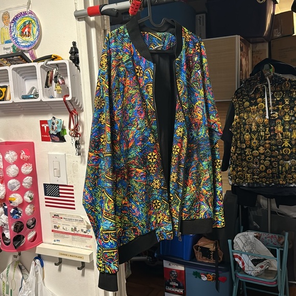 Abstrakjsnc designs XL light jacket - Picture 3 of 4